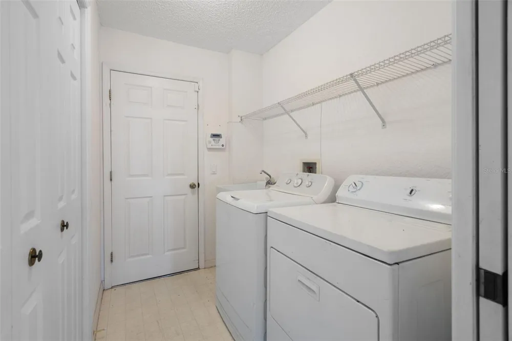 7401 BLACKBIRD AVENUE Weeki Wachee, FL 34613