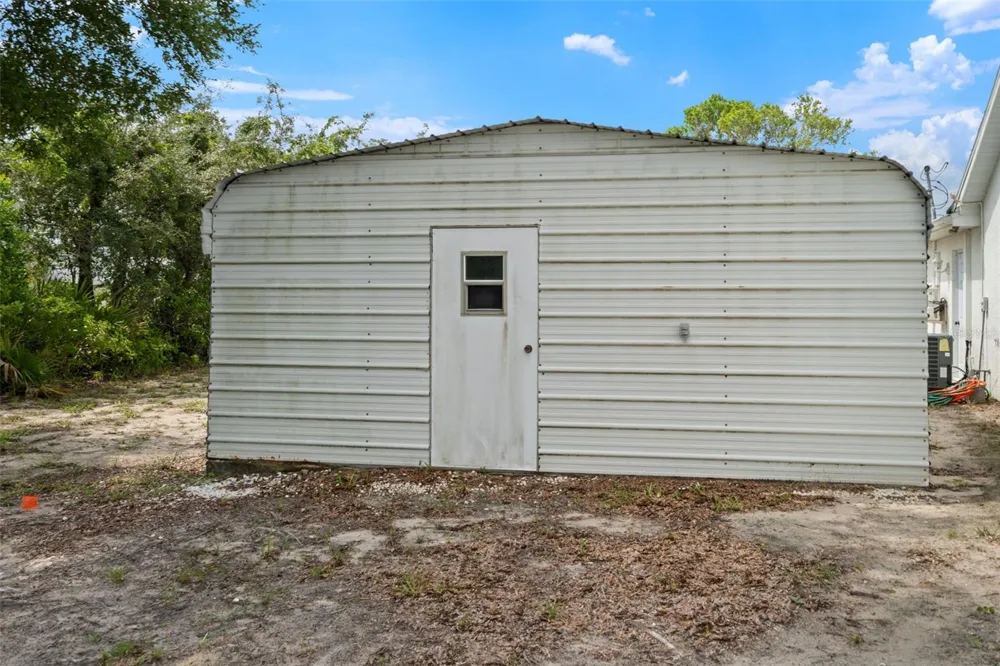 7401 BLACKBIRD AVENUE Weeki Wachee, FL 34613