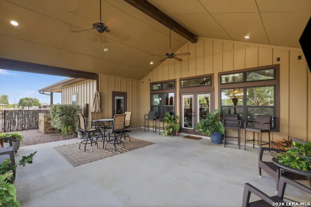 10085 Fm 775 La Vernia, TX 78121
