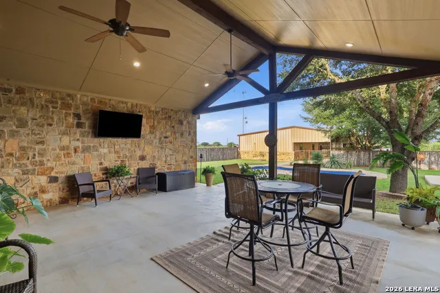 10085 Fm 775 La Vernia, TX 78121