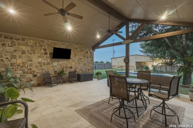 10085 Fm 775 La Vernia, TX 78121