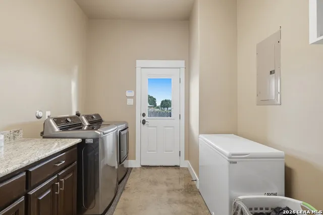10085 Fm 775 La Vernia, TX 78121