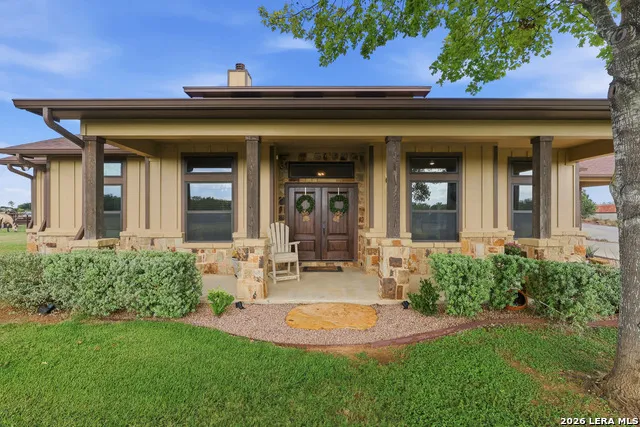 10085 Fm 775 La Vernia, TX 78121