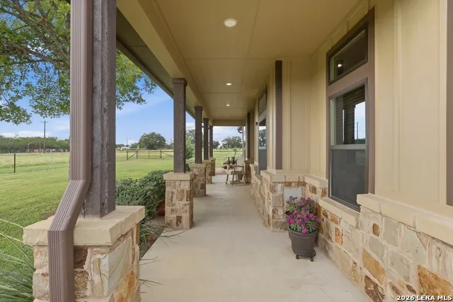 10085 Fm 775 La Vernia, TX 78121