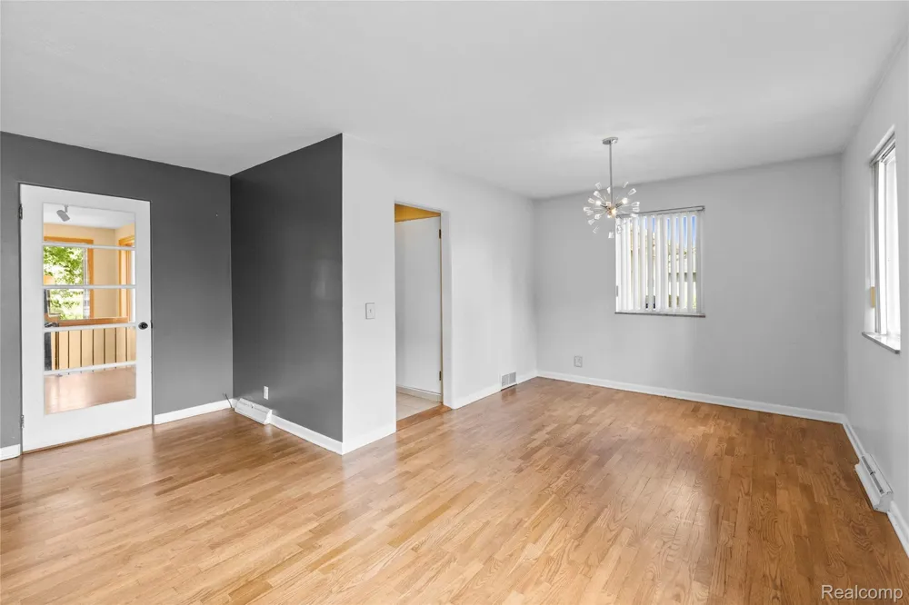 2354 Grove Park Road Fenton City, MI 48430