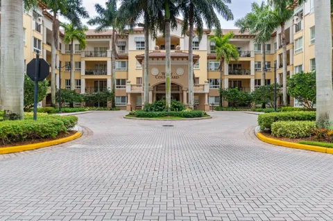 16101 EMERALD ESTATES DRIVE #146