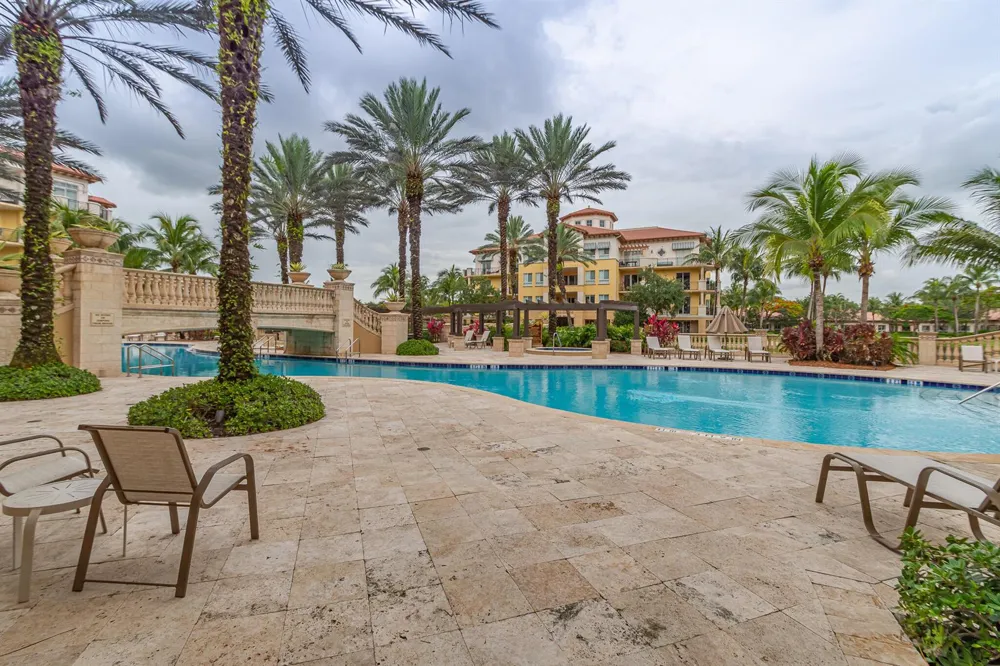16101 EMERALD ESTATES DRIVE #146 Weston, FL 33331