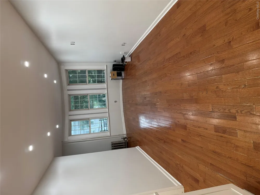 Address Not Shown Woodhaven, NY 11421