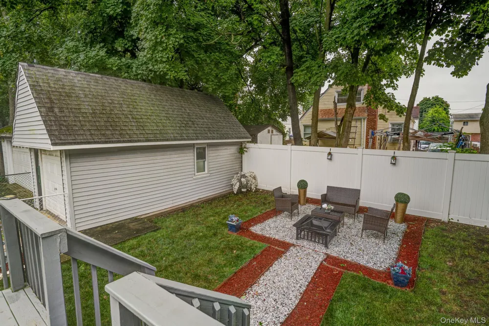 8 Frazier Street Hempstead, NY 11550
