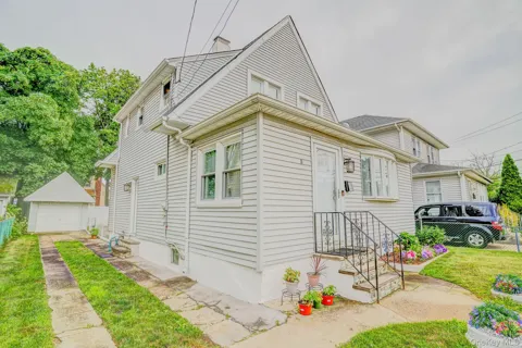 8 Frazier Street