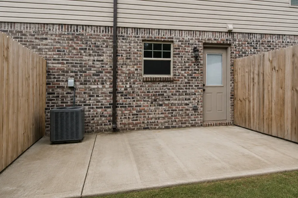 1761 Spring Water Drive #C Clarksville, TN 37040