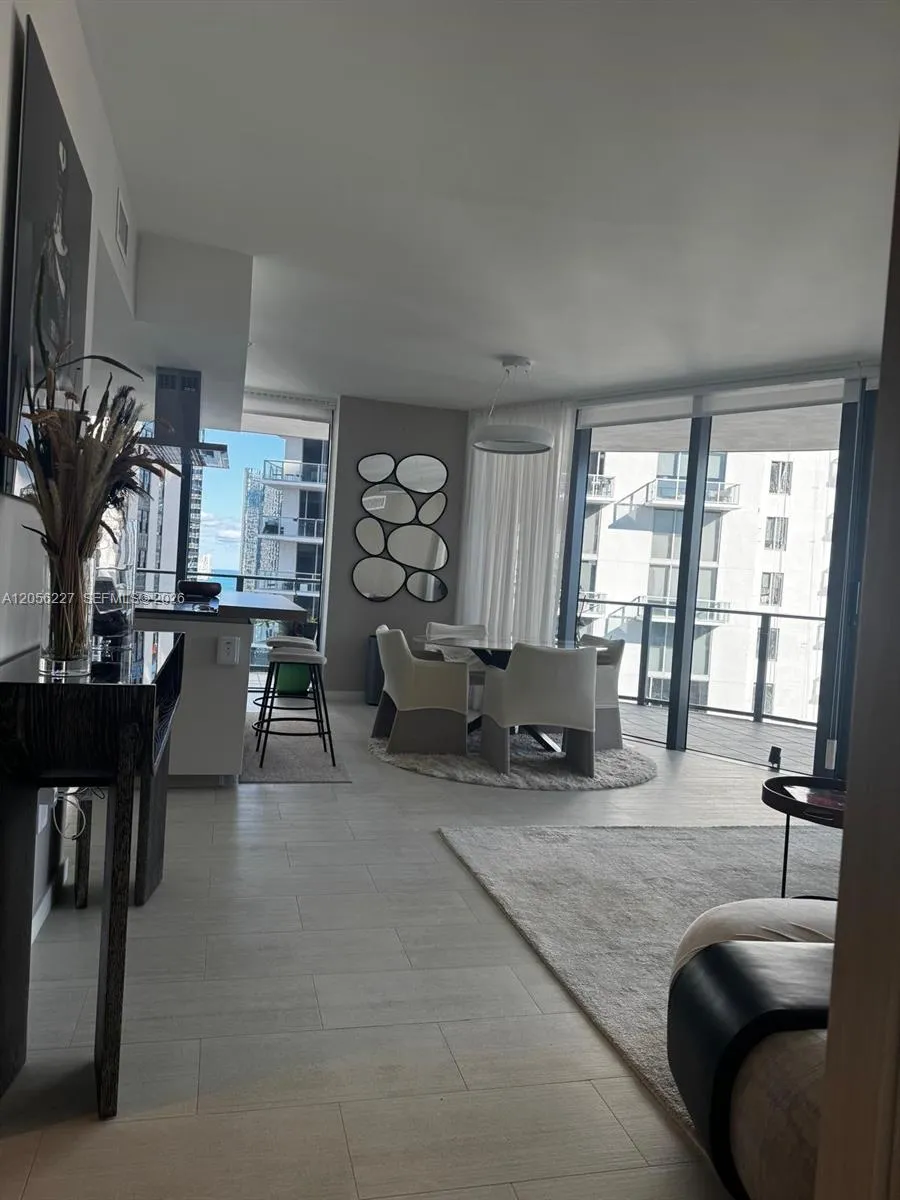 1000 Brickell Plaza #2301 Miami, FL 33131