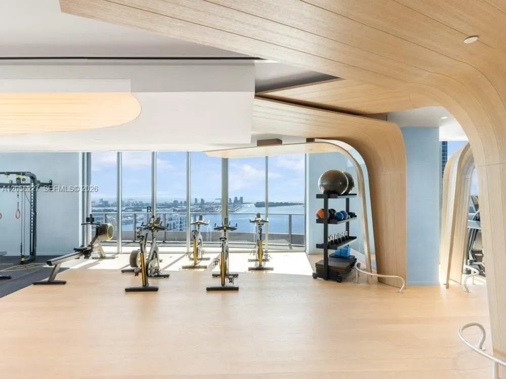 1000 Brickell Plaza #2301 Miami, FL 33131
