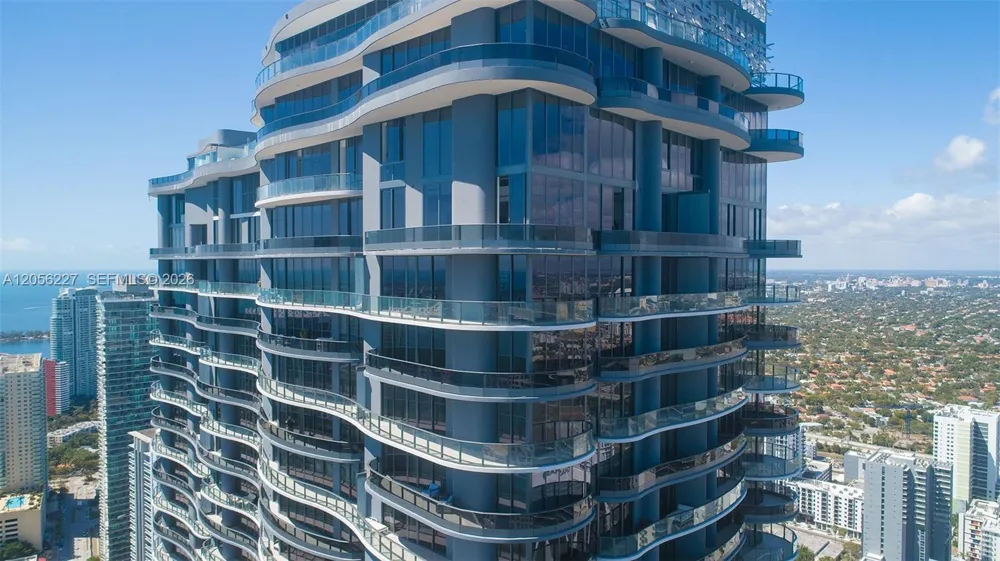 1000 Brickell Plaza #2301 Miami, FL 33131