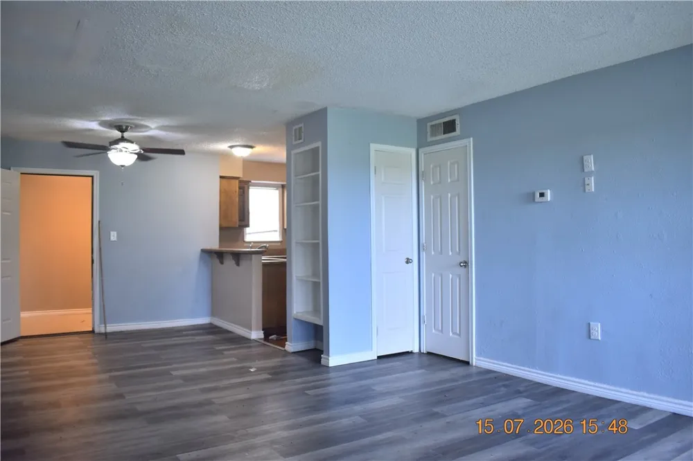 1011 Ennis Joslin Corpus Christi, TX 78412
