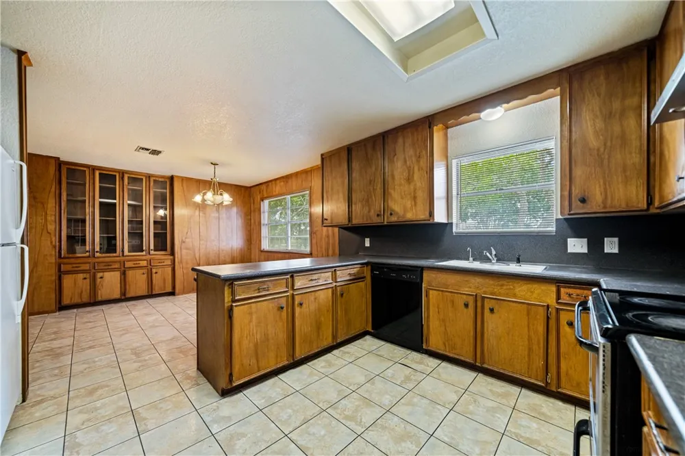 4705 Fm 1889 Road Robstown, TX 78380