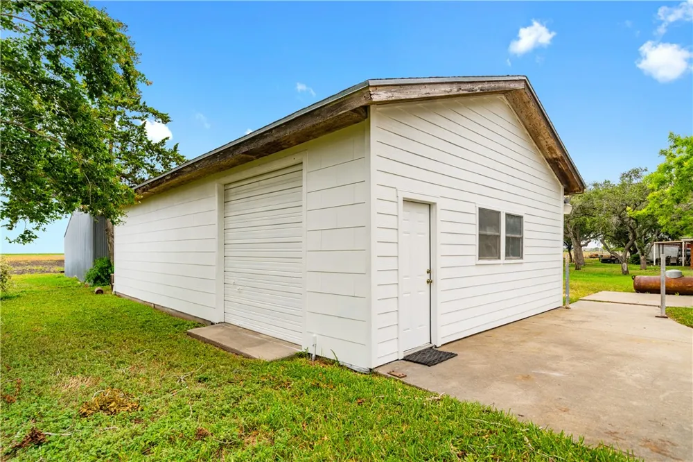 4705 Fm 1889 Road Robstown, TX 78380
