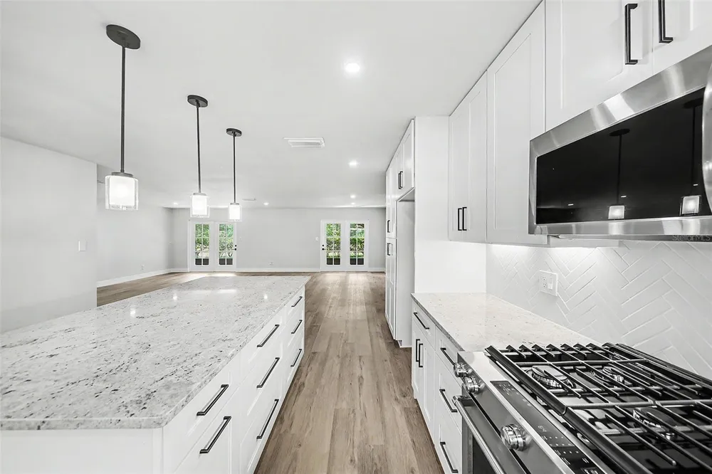 10604 WHITMAN CIRCLE Orlando, FL 32821