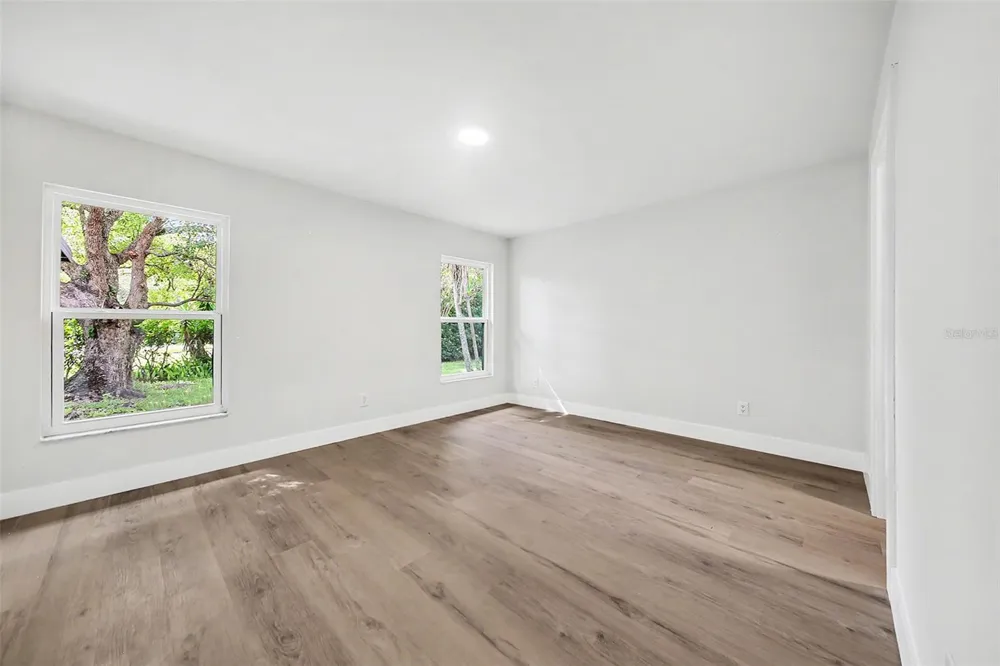 10604 WHITMAN CIRCLE Orlando, FL 32821
