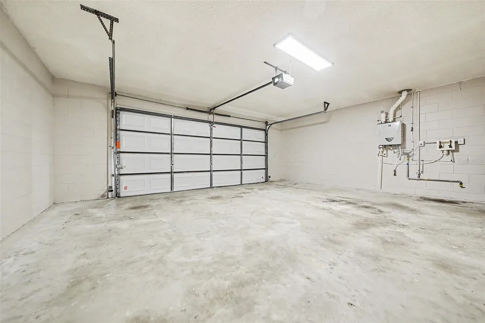 10604 WHITMAN CIRCLE Orlando, FL 32821