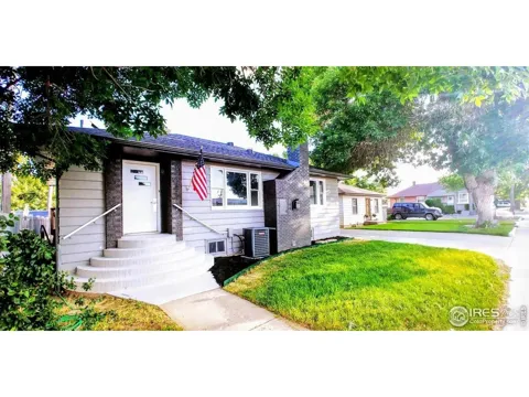 230 E South 1st Street