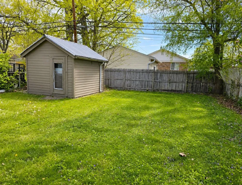 27392 Osmun Street Madison Heights, MI 48071