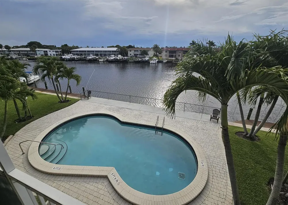 630 Southwind Circle North Palm Beach, FL 33408