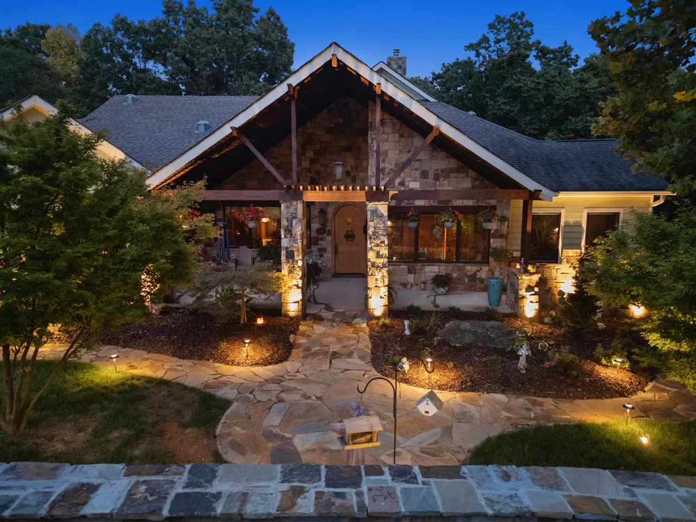 125 Fleetwood Drive Lookout Mountain, TN 37350