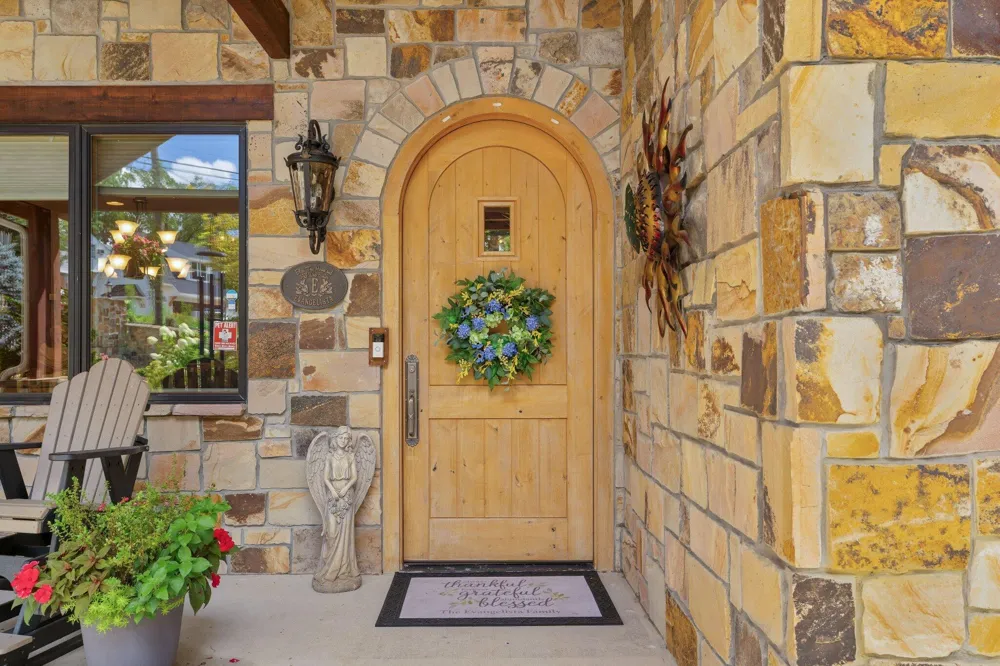 125 Fleetwood Drive Lookout Mountain, TN 37350