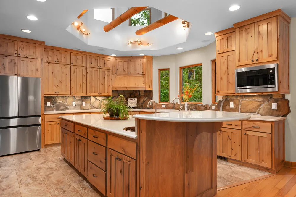 125 Fleetwood Drive Lookout Mountain, TN 37350
