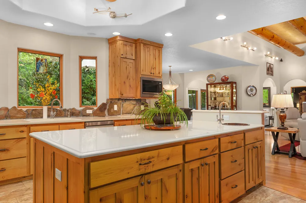 125 Fleetwood Drive Lookout Mountain, TN 37350