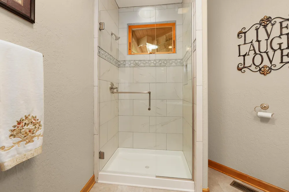 125 Fleetwood Drive Lookout Mountain, TN 37350