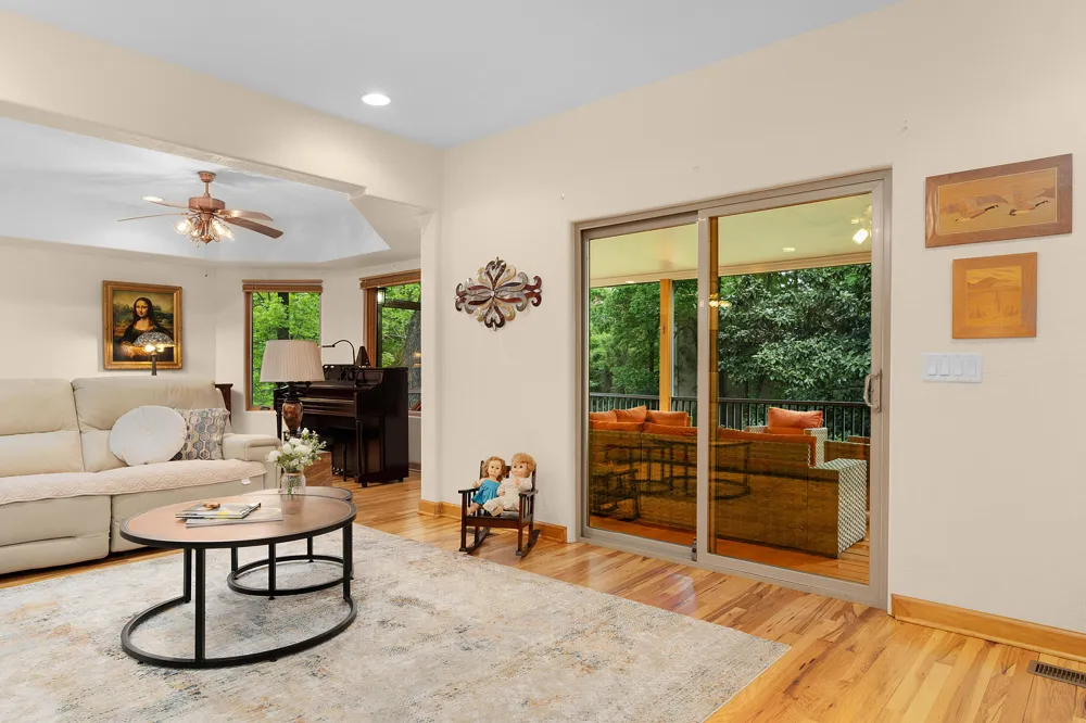 125 Fleetwood Drive Lookout Mountain, TN 37350
