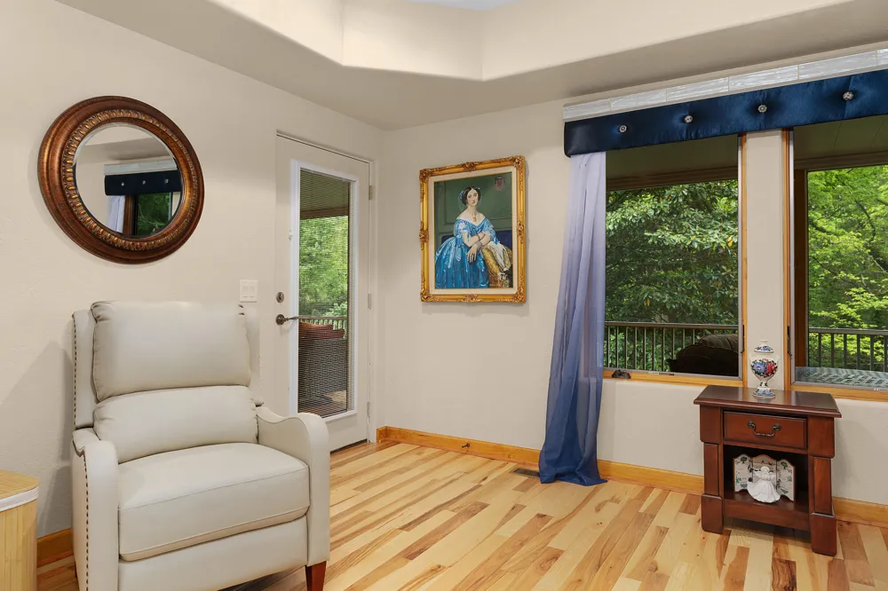125 Fleetwood Drive Lookout Mountain, TN 37350