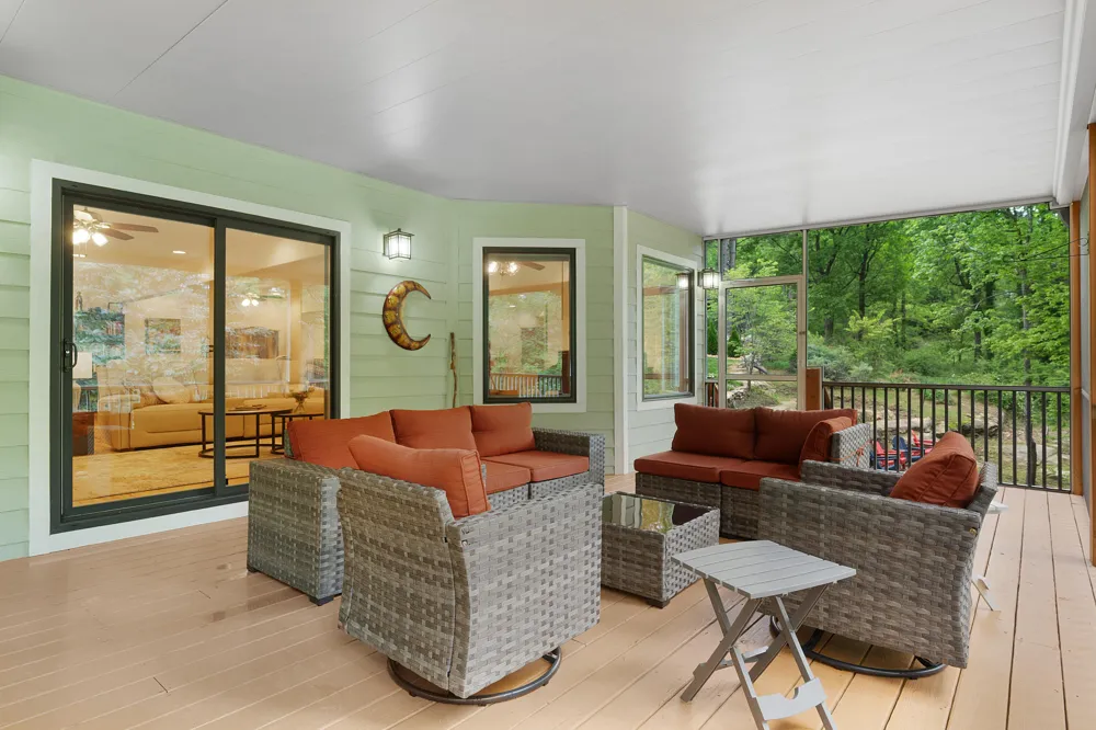 125 Fleetwood Drive Lookout Mountain, TN 37350