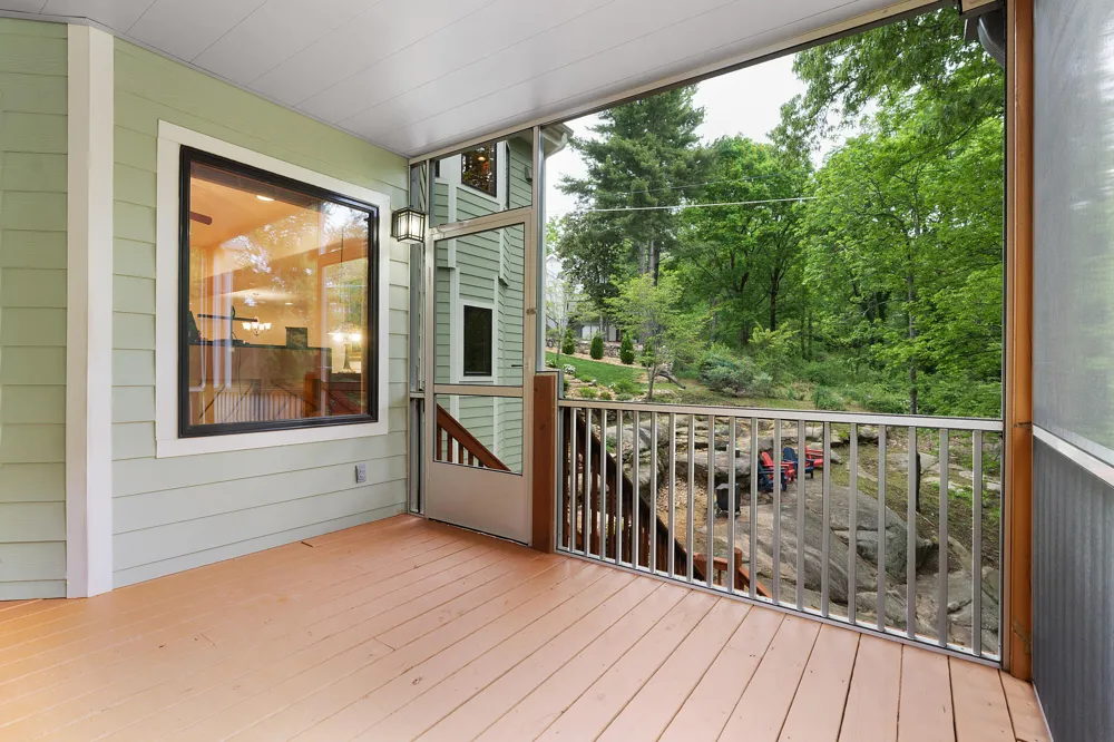 125 Fleetwood Drive Lookout Mountain, TN 37350