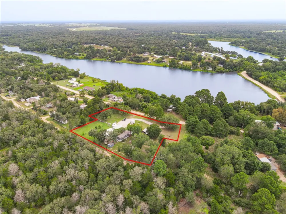 637 Lakeview Drive Caldwell, TX 77836