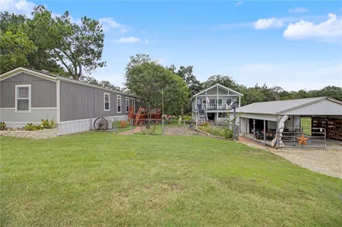 637 Lakeview Drive