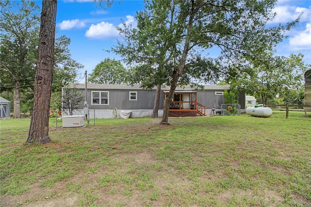 637 Lakeview Drive Caldwell, TX 77836