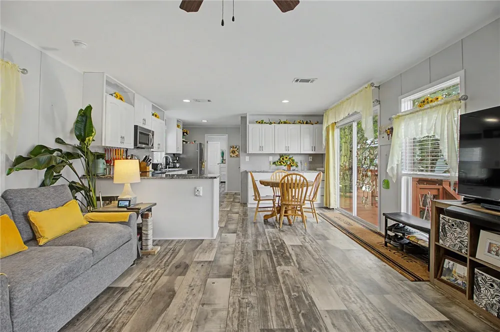637 Lakeview Drive Caldwell, TX 77836