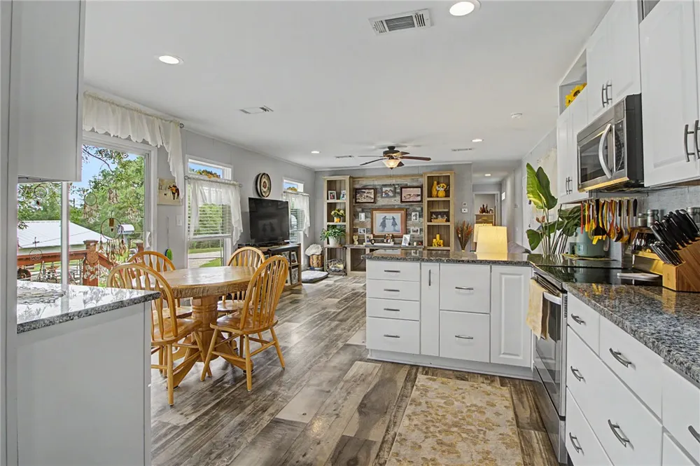 637 Lakeview Drive Caldwell, TX 77836