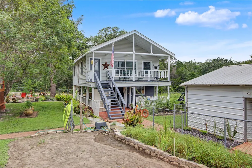 637 Lakeview Drive Caldwell, TX 77836