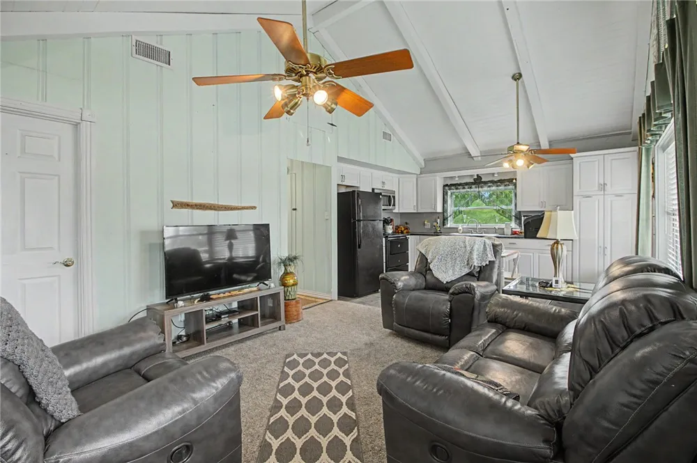 637 Lakeview Drive Caldwell, TX 77836