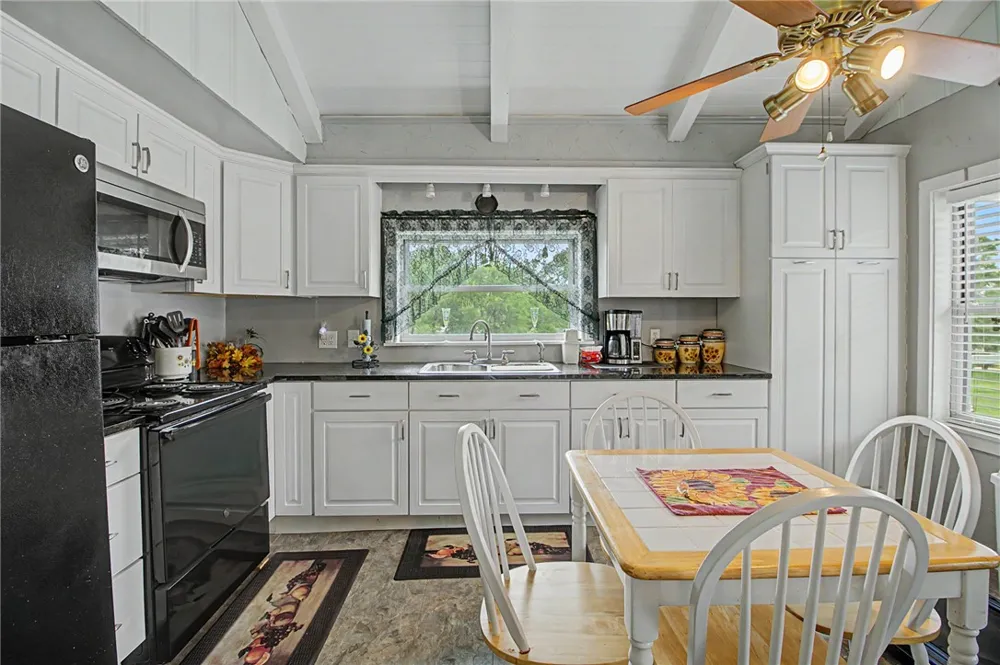 637 Lakeview Drive Caldwell, TX 77836