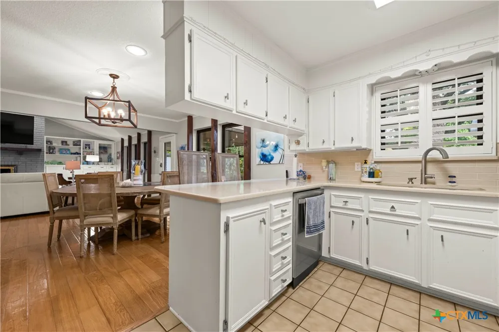 2200 Antelope Trail Harker Heights, TX 76548