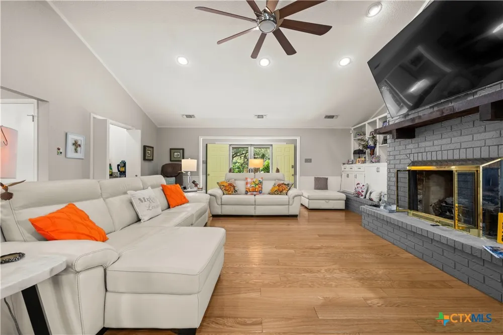 2200 Antelope Trail Harker Heights, TX 76548