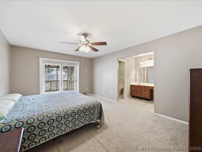 25 Village Circle Pryor, OK 74361