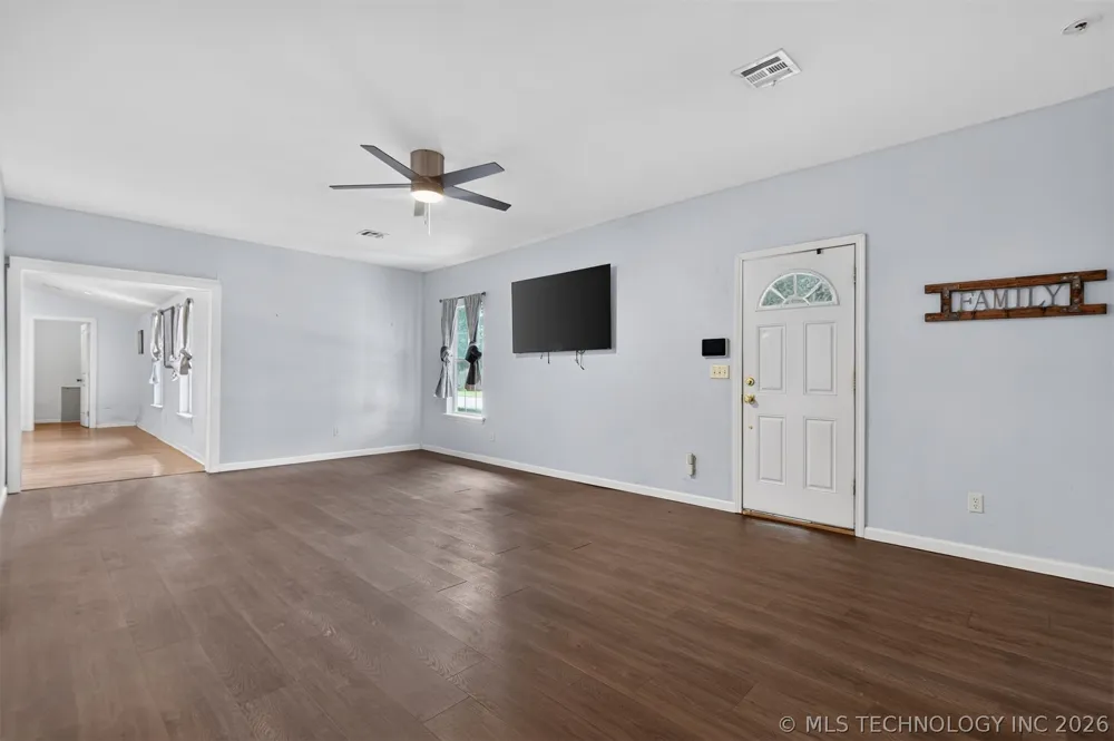 319 W Bryan Avenue Sapulpa, OK 74066