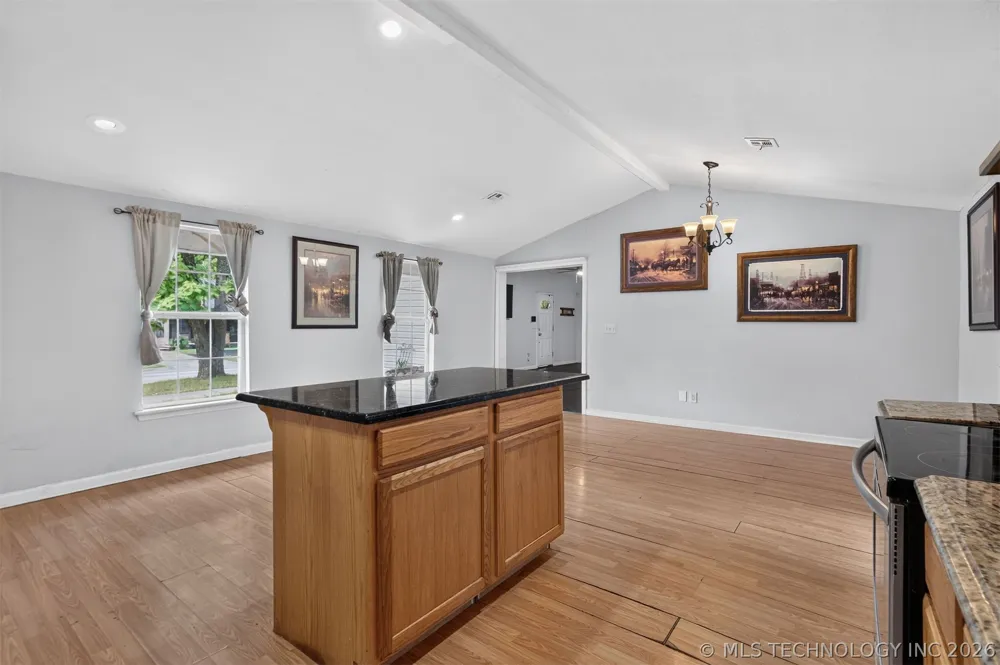 319 W Bryan Avenue Sapulpa, OK 74066