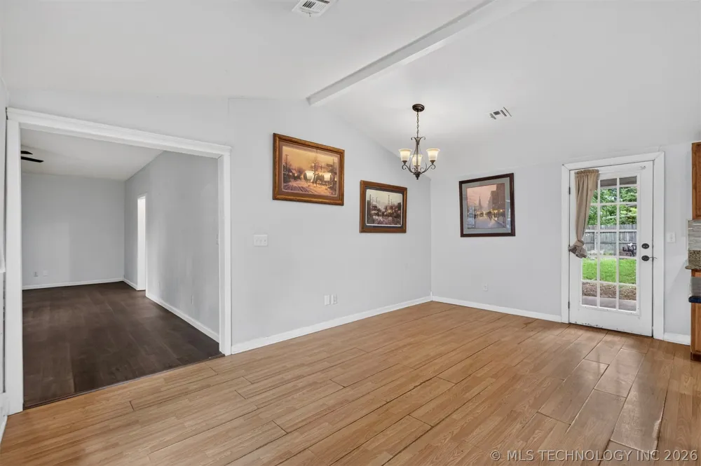 319 W Bryan Avenue Sapulpa, OK 74066